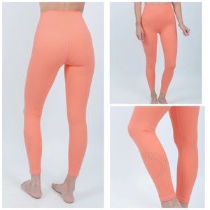 Zyia coral moon leggings size small/4